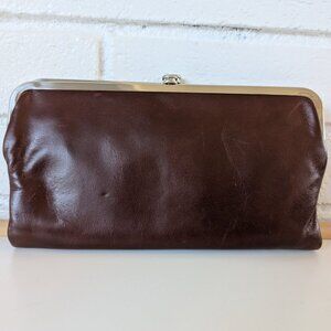 HOBO Lauren Wallet Clutch Leather Kisslock Chocolate Brown